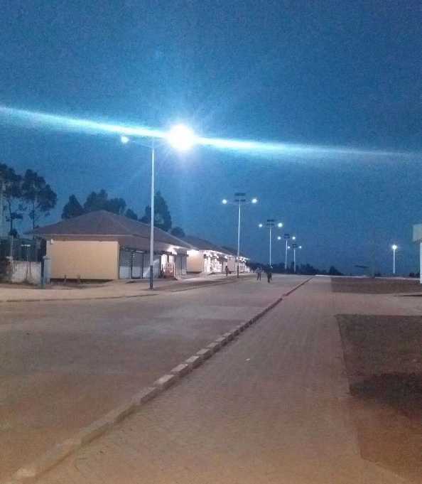 长洲区非洲科特迪瓦太阳能路灯工程
